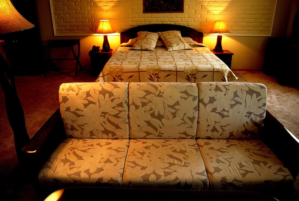 Deluxe Double or Twin Room - Photo 5