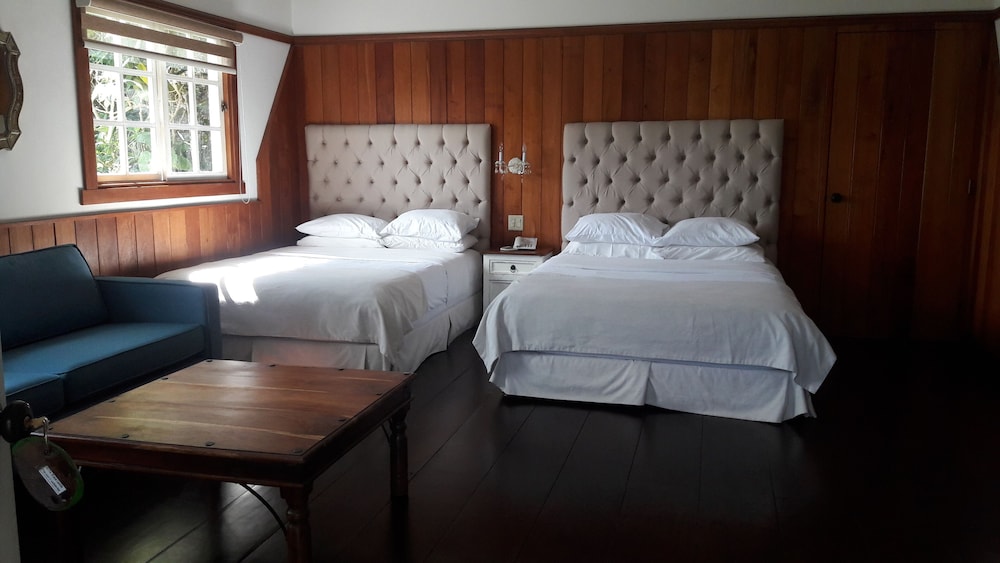 Chimney Suite - Double