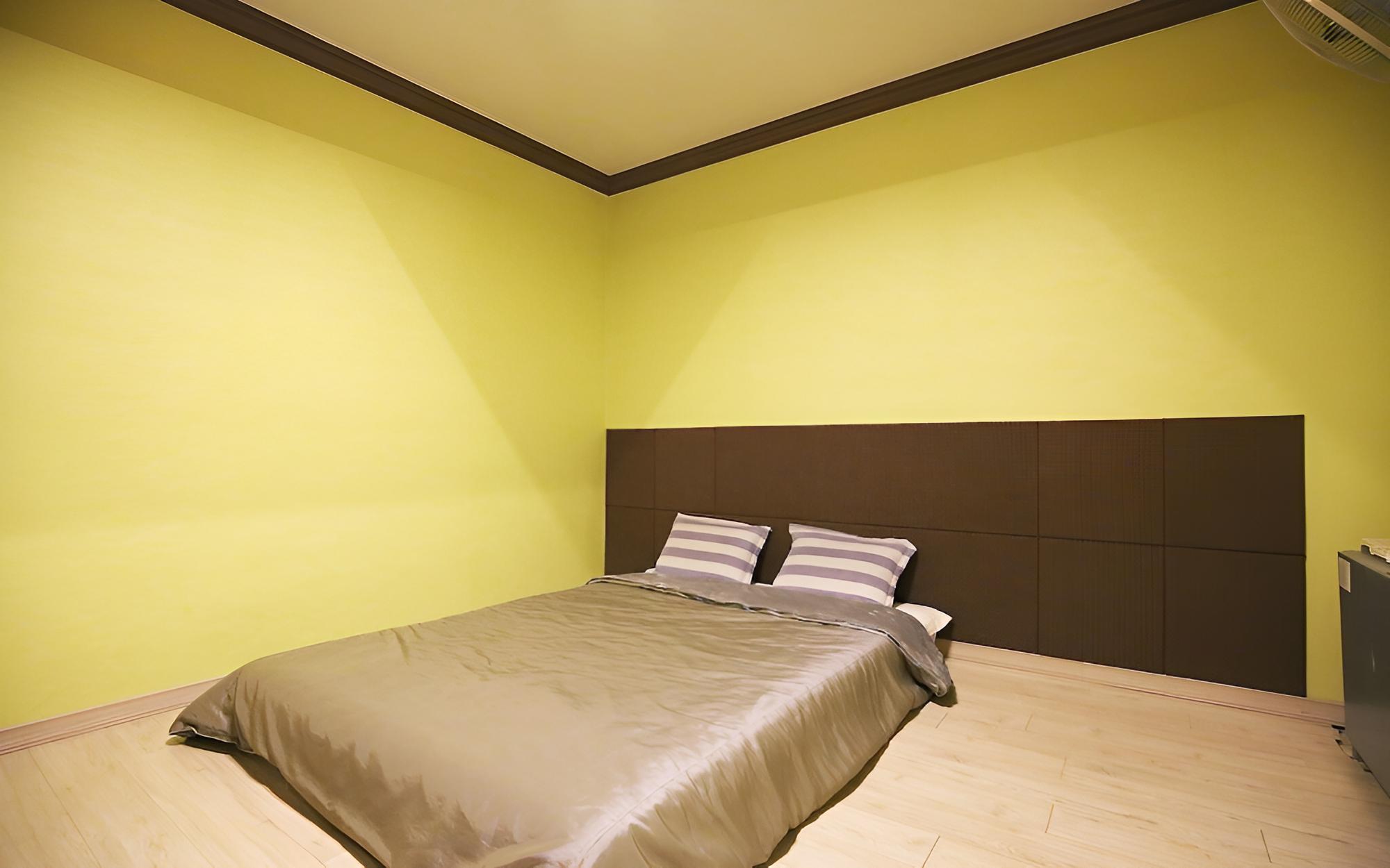 Room (Standard Room (Bed)) - Photo 8