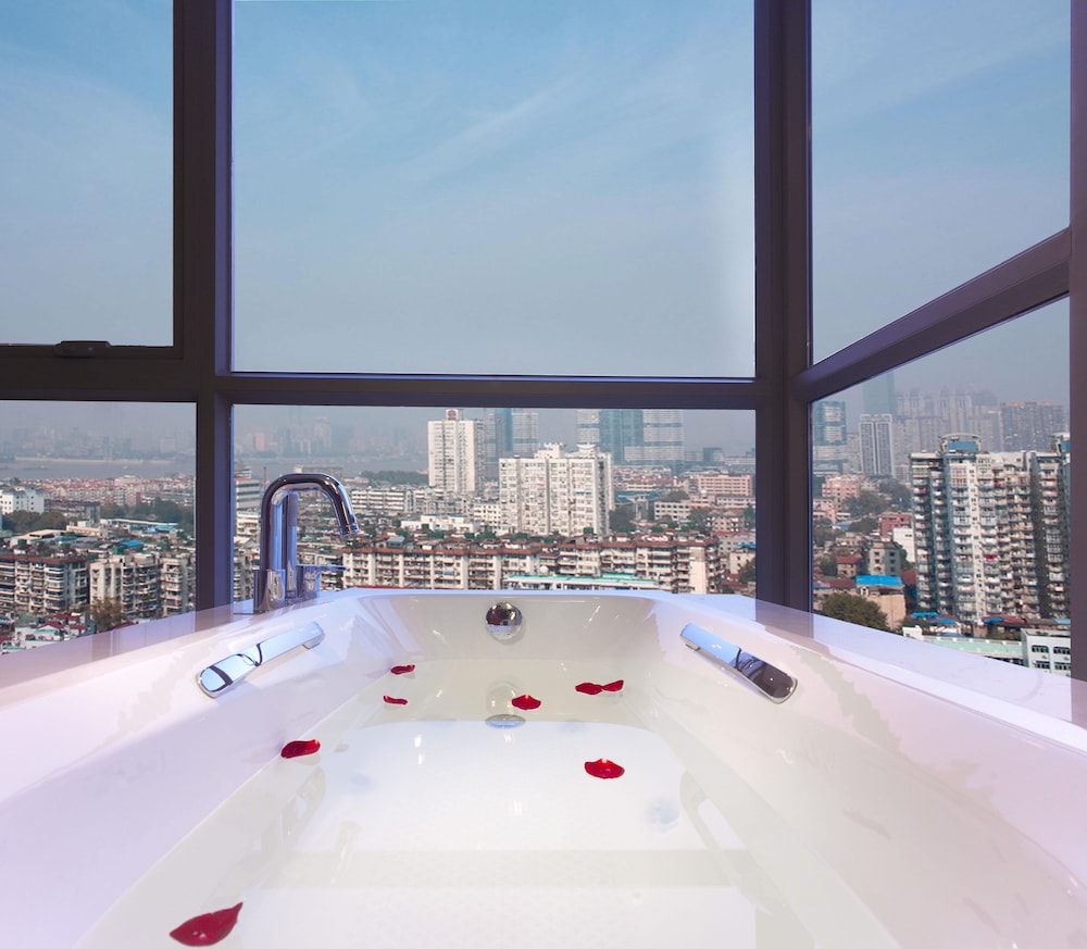 Superior Suite photo 2