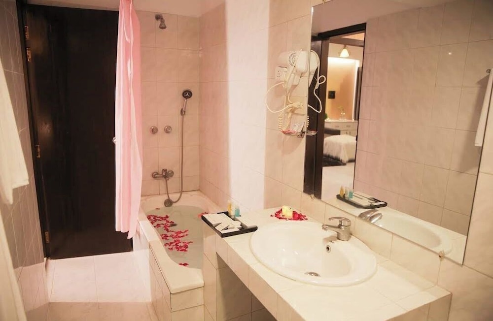 Basic Double Room