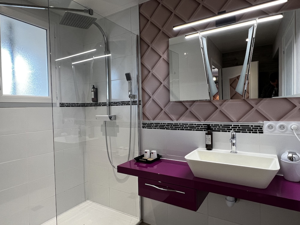 Superior Triple Room photo 3