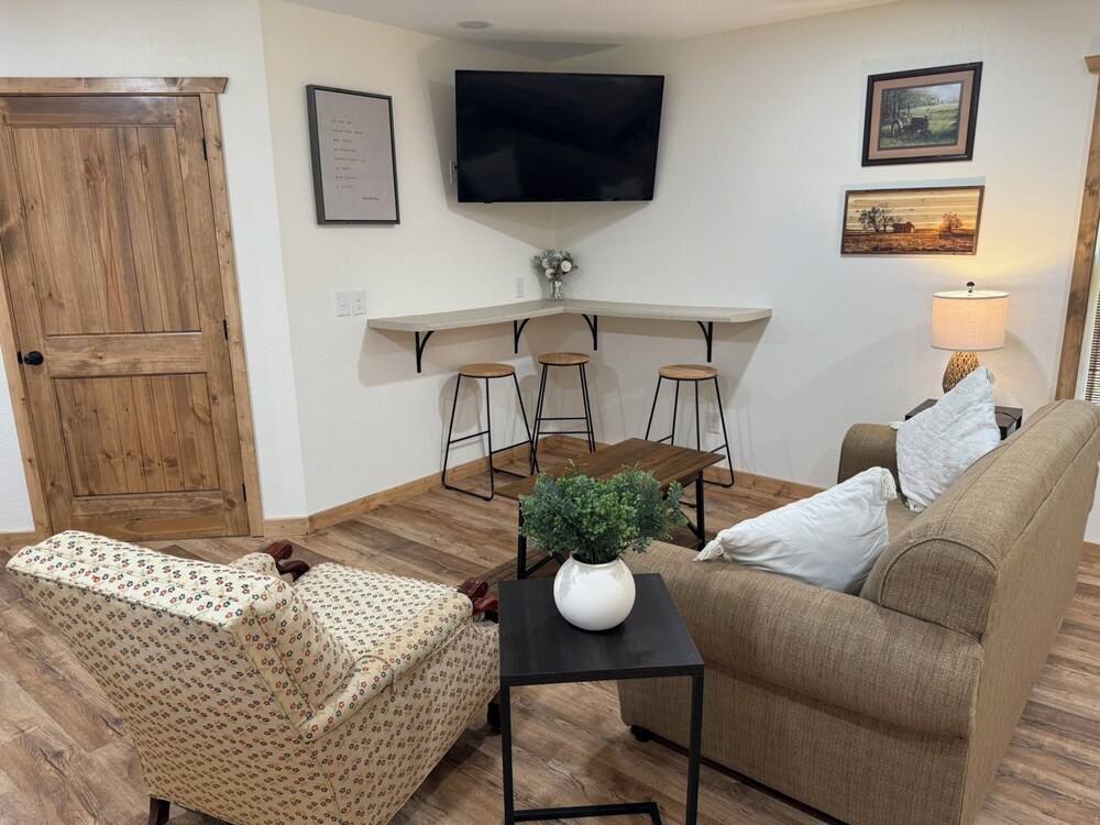 Signature Cabin, 1 King Bed with Sofa bed, Patio, Mountain View photo 1