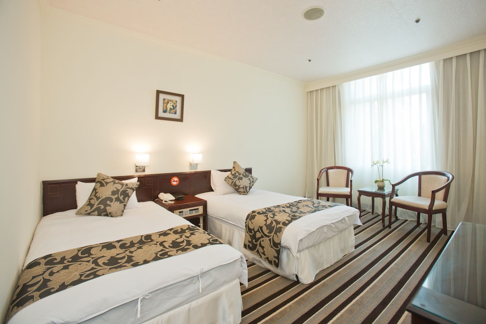 Standard Twin Room photo 3