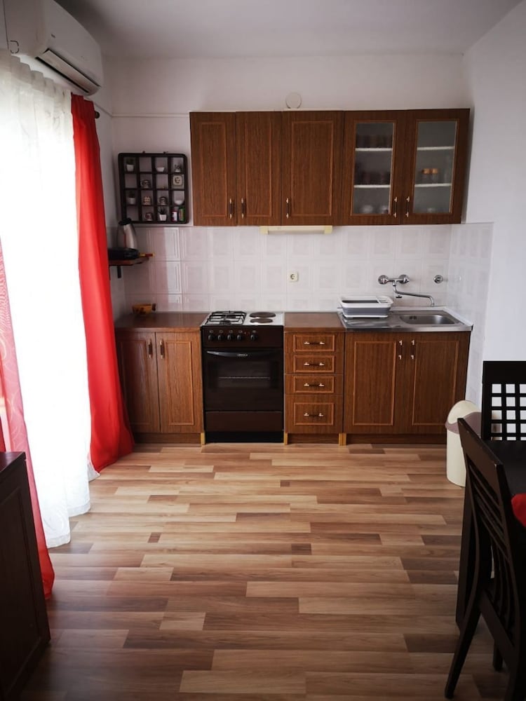 Apartment (Jadranko - 150 m from sea - A3(2)) photo 2
