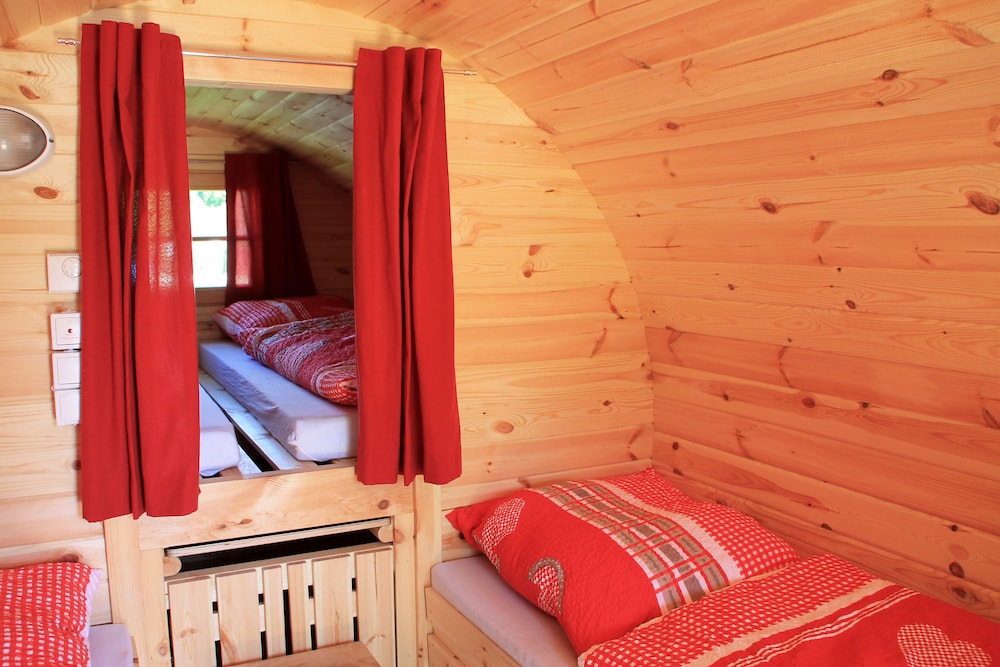 Luxury Cabin (Luxuskuschelfass) photo 1