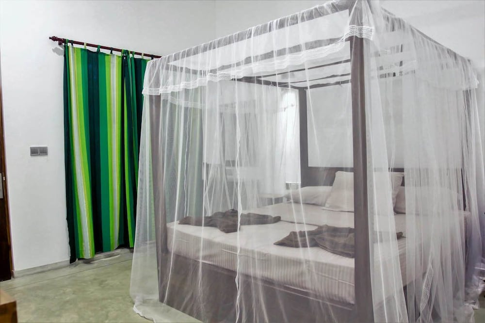 Standard Double Room, Smoking, Garden View (With Fan) photo 2