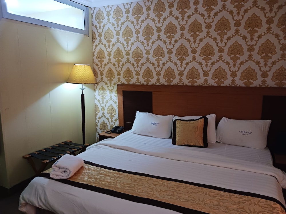 Presidential Suite photo 3