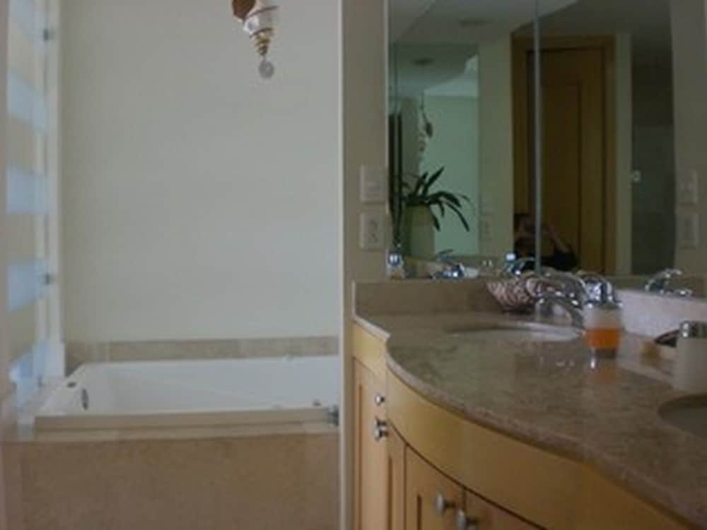 Apartment (4 Bedrooms)
