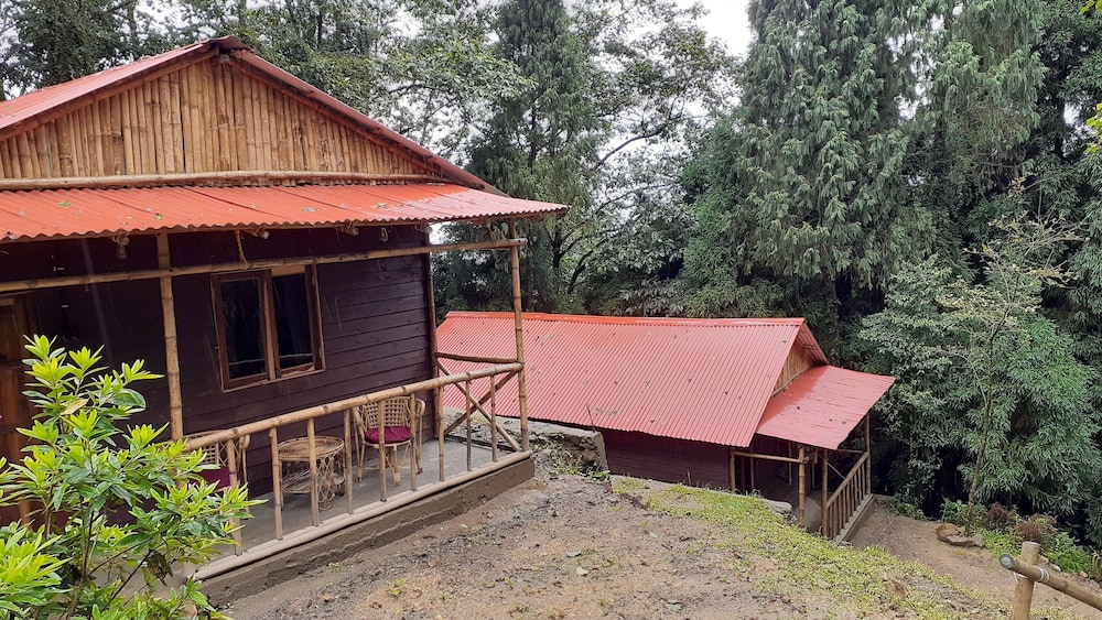 Standard Cottage, Balcony, Hill View