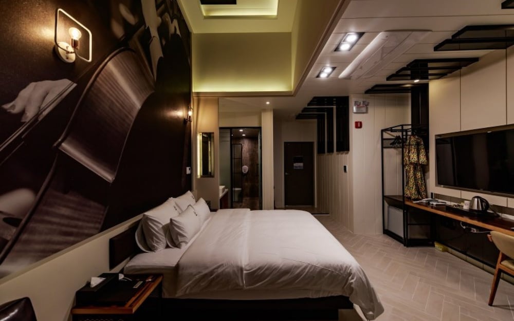 Room (BLIND CURTAIN 209) photo 2