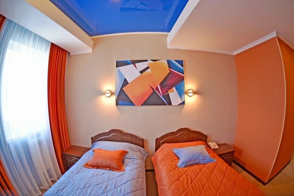 Standard Twin Room photo 3