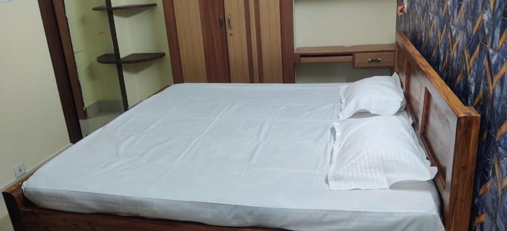 Standard Double Room, City View