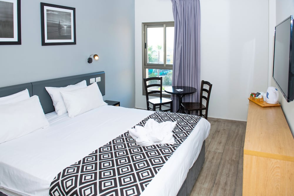 Comfort Double Room with Sofabed photo 3