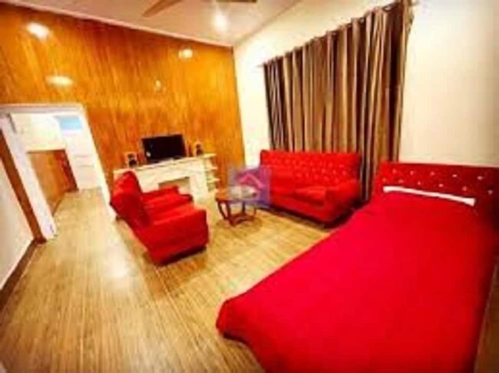 Presidential Suite photo 1