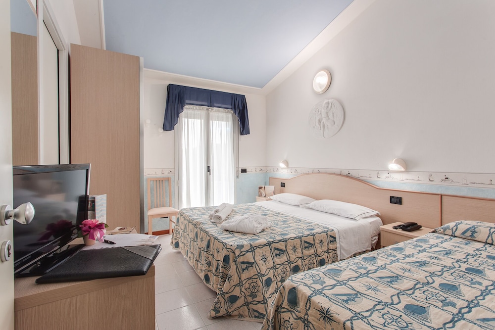 Classic Triple Room