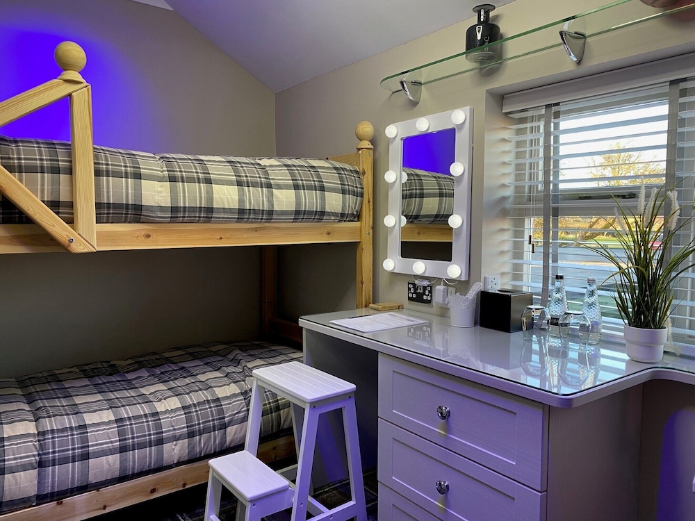 Bunk Bed, Colliers Far - Room 7