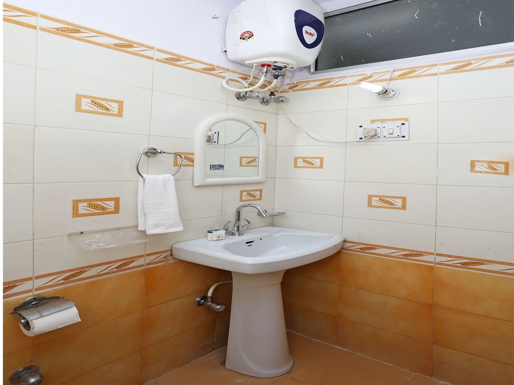 Double Or Twin Room photo 2