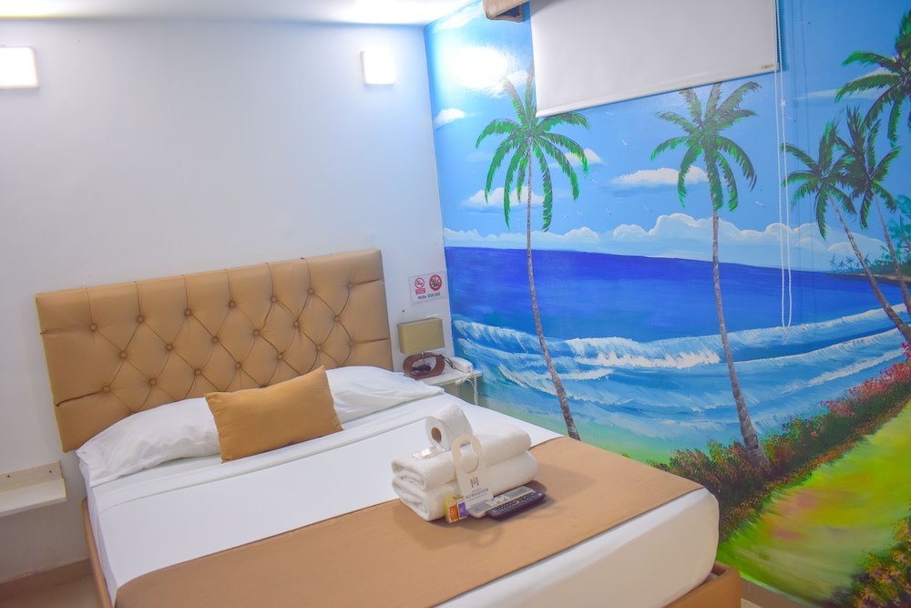 Economy Double Room - No Windows photo 1