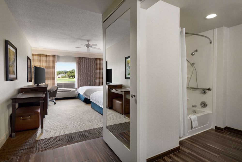 Room, 1 Queen Bed, Non Smoking - Photo 4