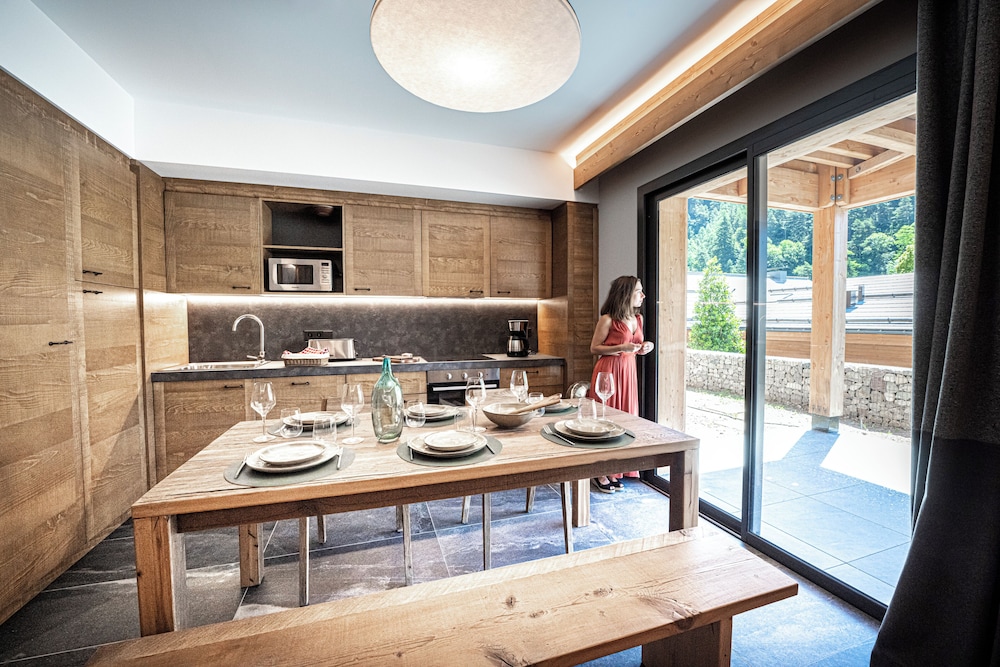 Superior Suite - Photo 3