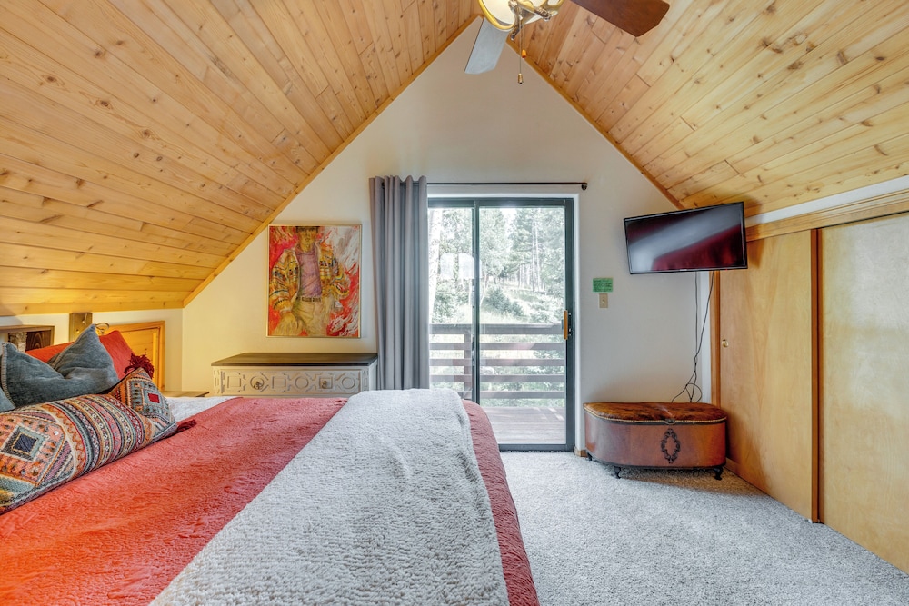 House (4 Bedrooms) photo 2
