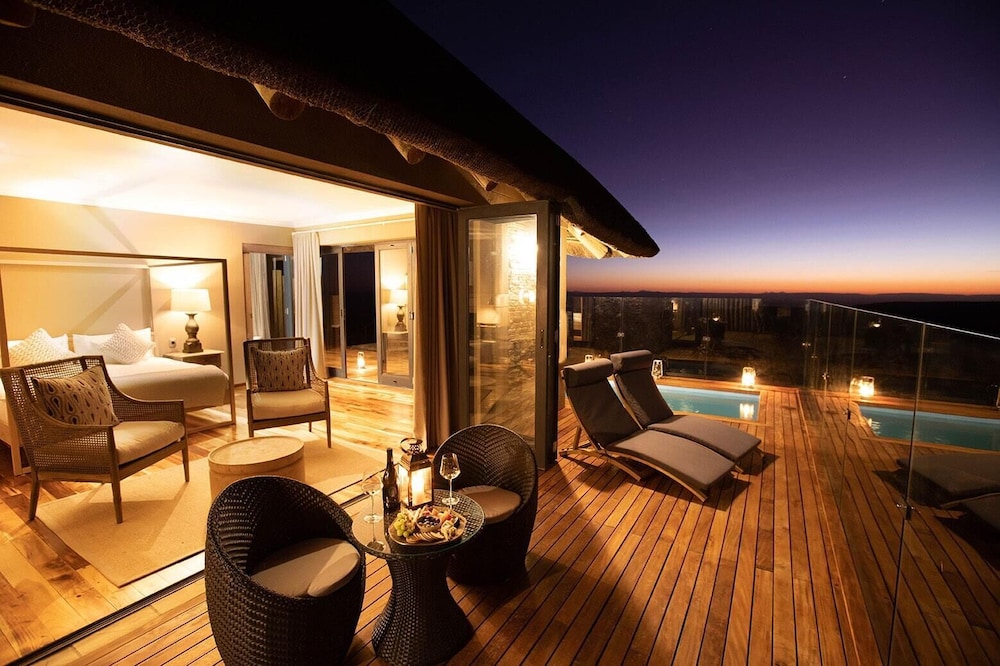 Luxury Villa photo 3