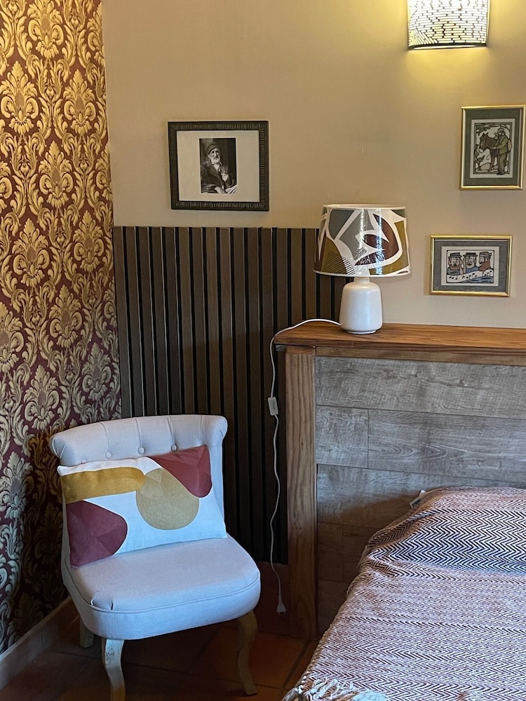Standard Room photo 3