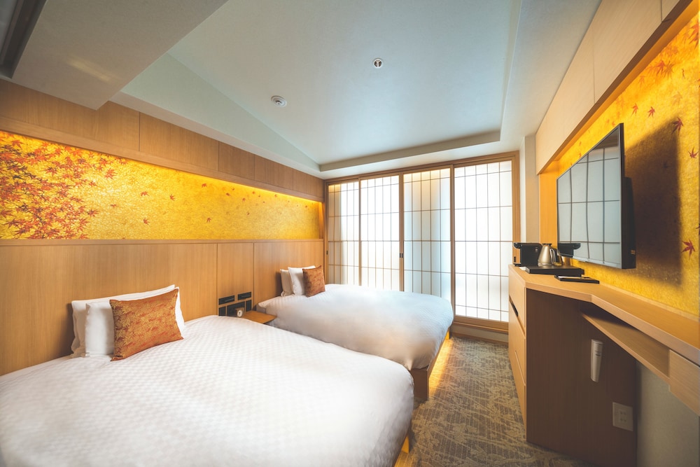 Standard Twin Room, Non Smoking, Bathtub - Photo 6