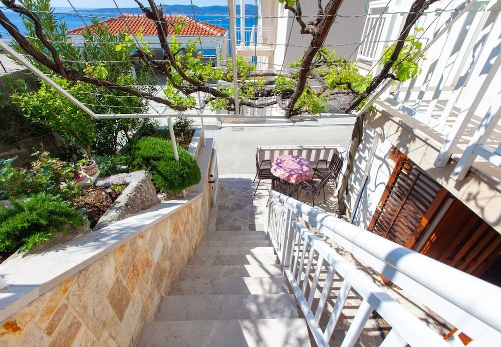 Apartment (Ante M - 100 m from beach - C3(2)) photo 2