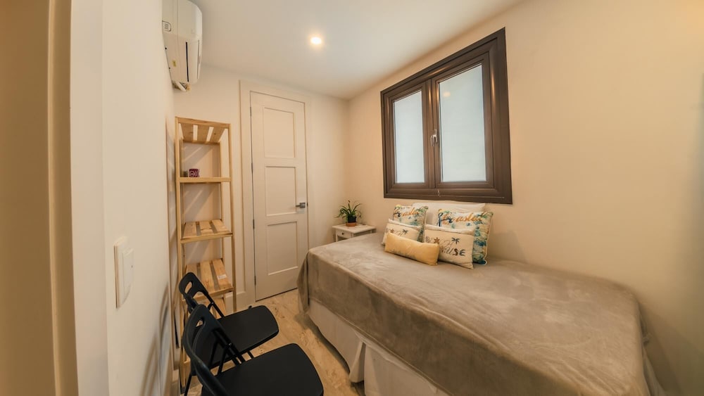 Apartment photo 2