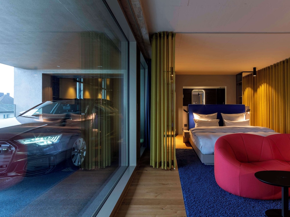 Executive Room (Larger Room) - Photo 4