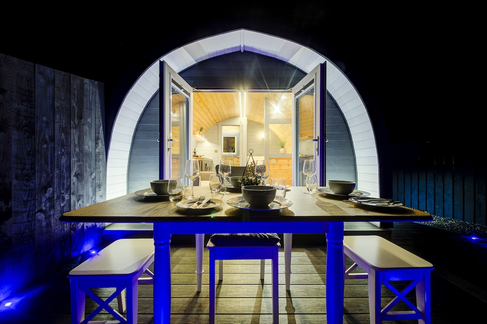 Luxury Beach Pod - Photo 17
