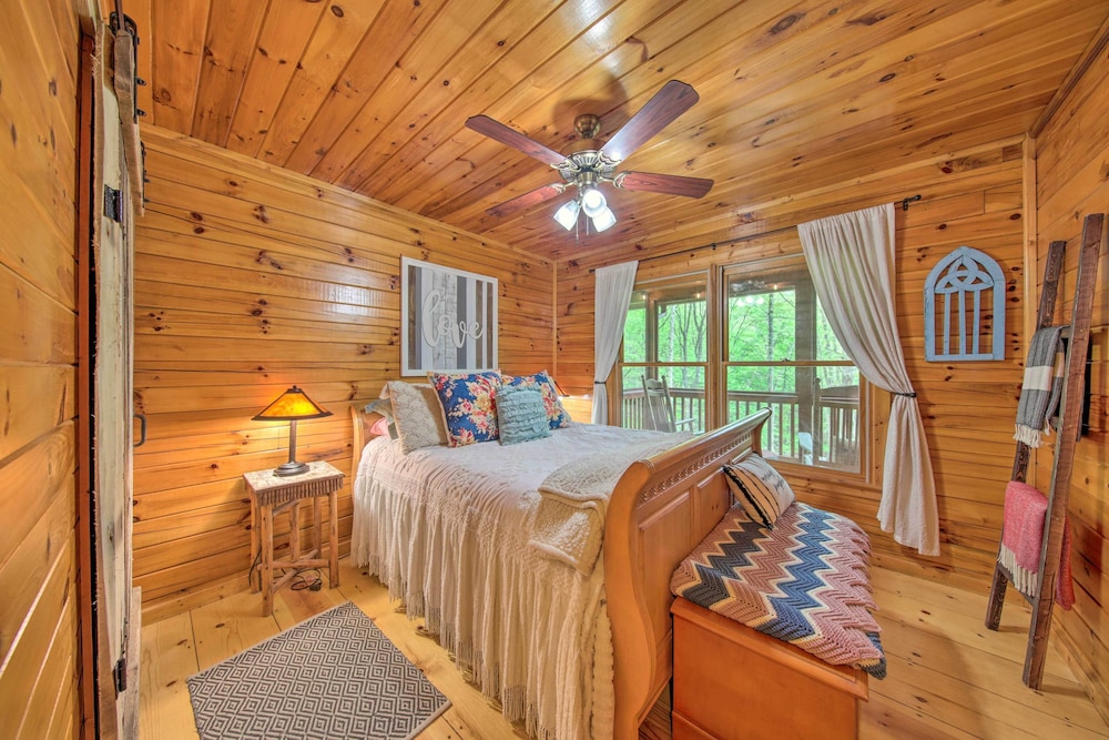 House (2 Bedrooms) photo 3