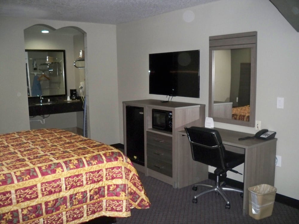 Standard Room, 1 King Bed - Photo 27