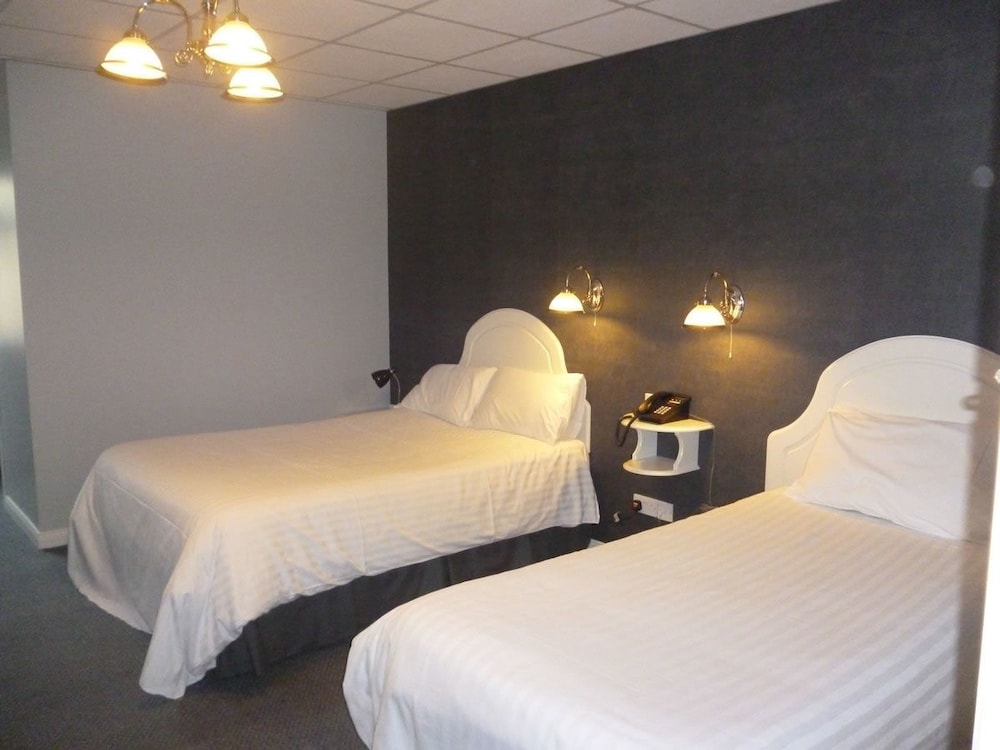 Standard Twin Room photo 1