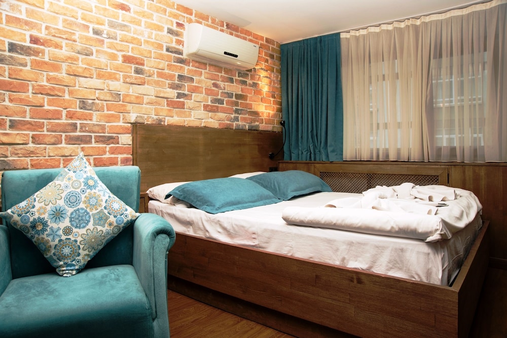 Suite, Smoking, Balcony photo 2