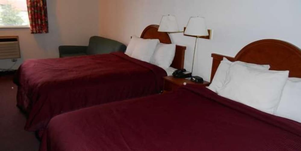 Premium Room, Multiple Beds, Non Smoking photo 1