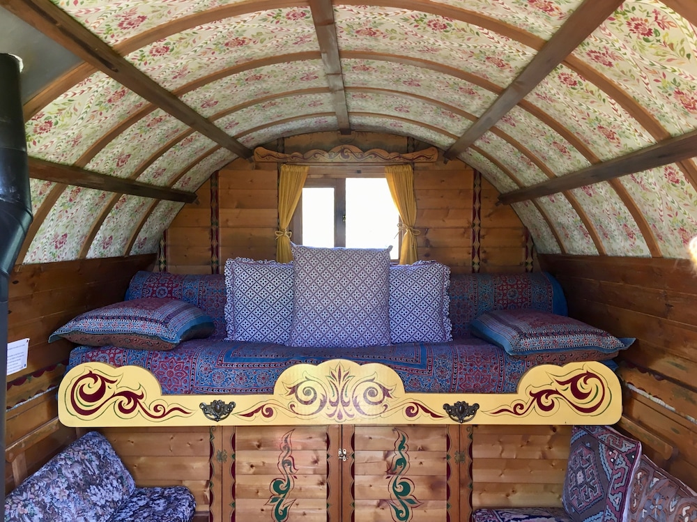 Gypsy Caravan photo 3