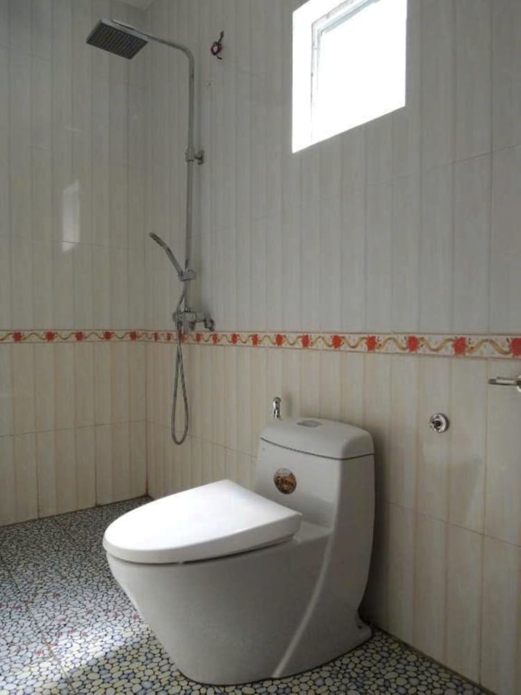 Family Quadruple Room, 2 Queen Beds, Non Smoking photo 2