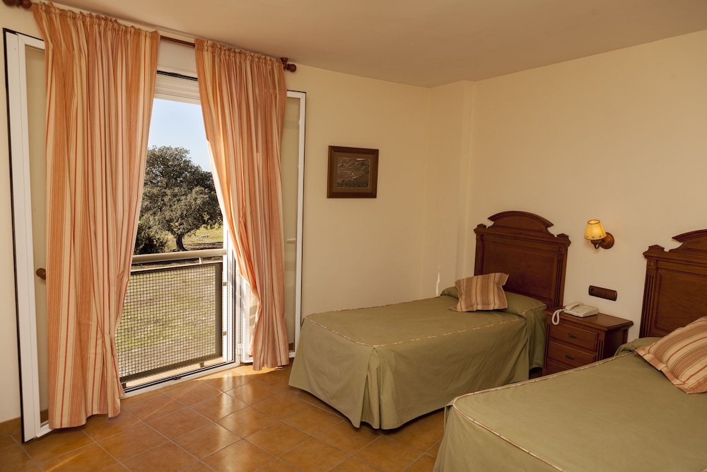 Triple Room, Valley View