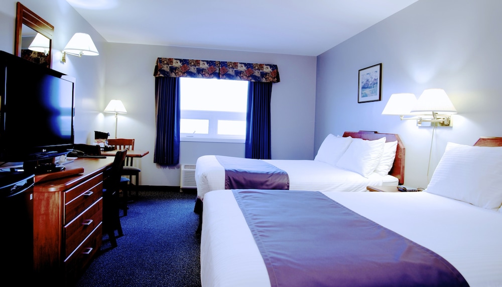 Standard Room, 2 Queen Beds photo 1