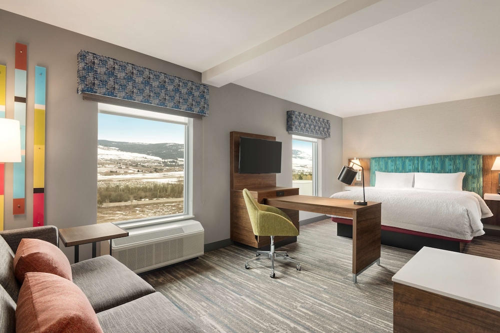 Standard Suite, 1 King Bed, Accessible - Photo 7