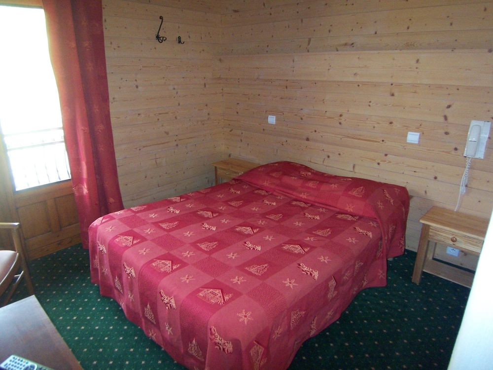 Standard Double Room photo 3