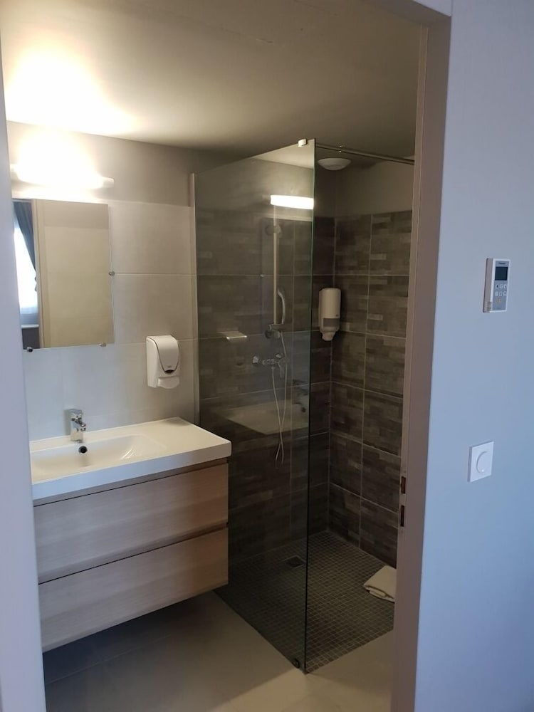 Double or Twin Room photo 3