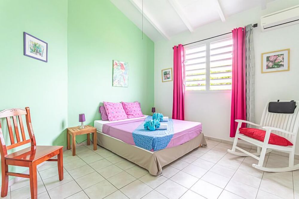 Superior Bungalow, 2 Bedrooms, Accessible, Garden Area