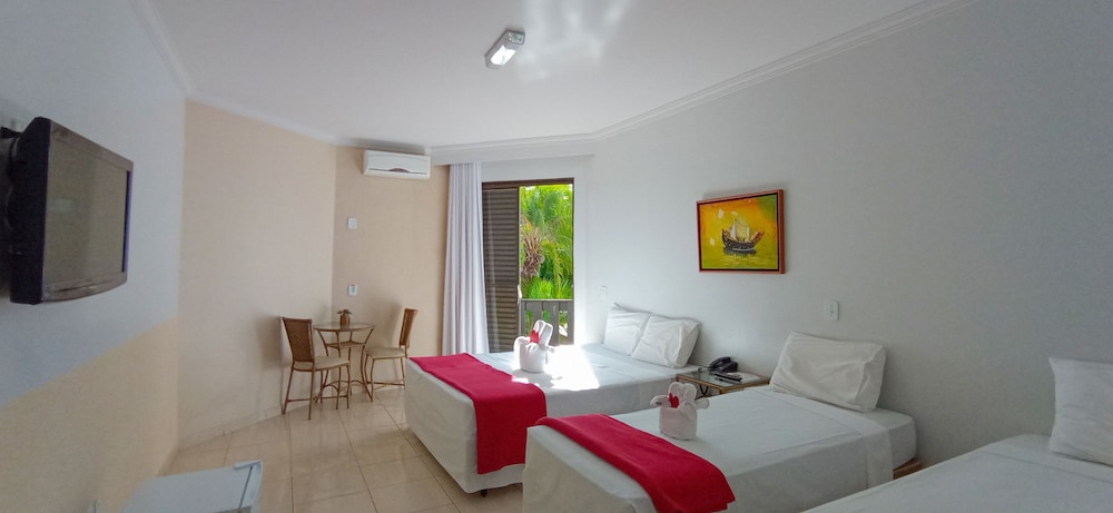 Deluxe Quadruple Room - Photo 1