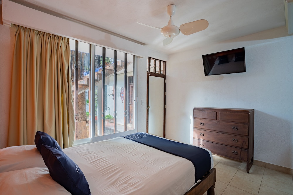 Standard Room photo 2