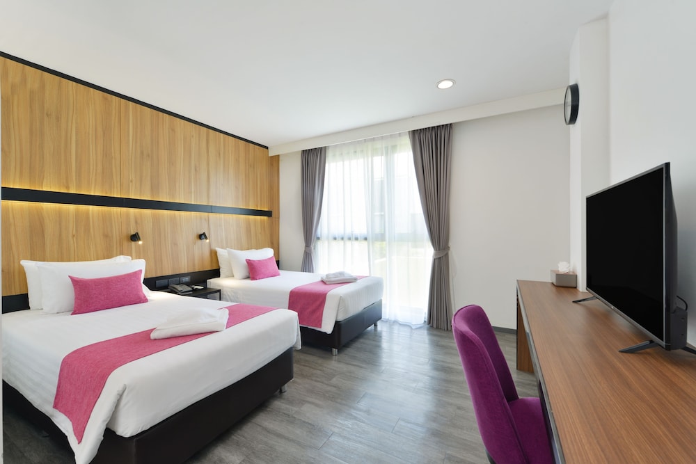 Deluxe Twin Room - Photo 1