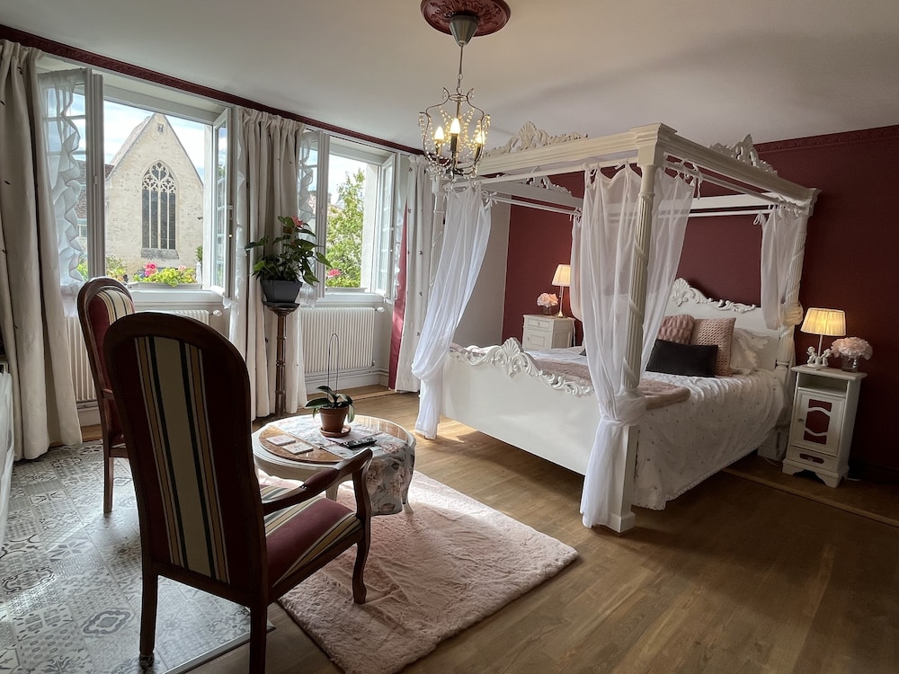 Suite Royale (Jacuzzi en extra) photo 2